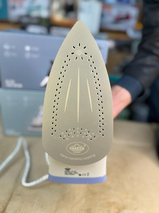 Uakeen Steam Iron ZL-817 with Ceramic Soleplate (Germany Design)