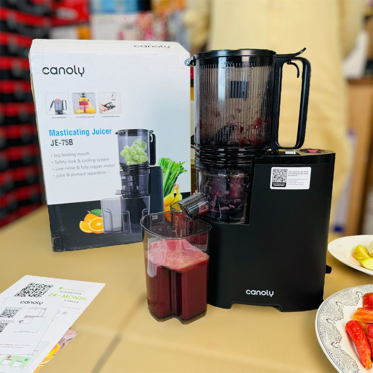 CANOLY UK COLD PRESS JUICER  JE-75B (SLOW JUICER)