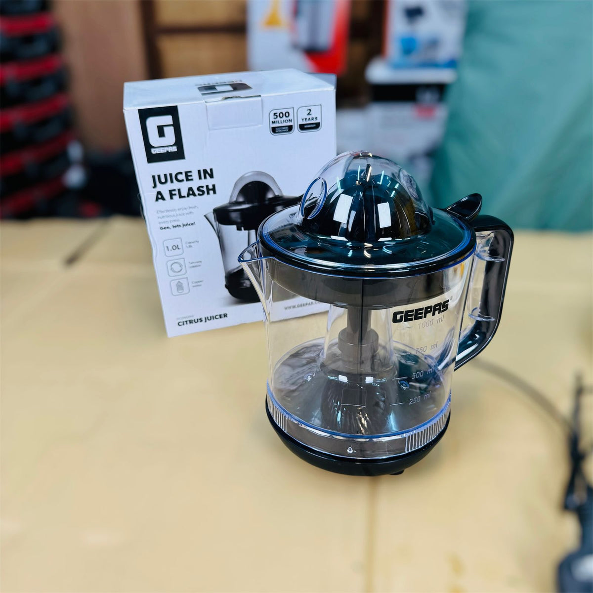 Geepas  Citrus Juicer  1.0L Large Capacity GCJ9900