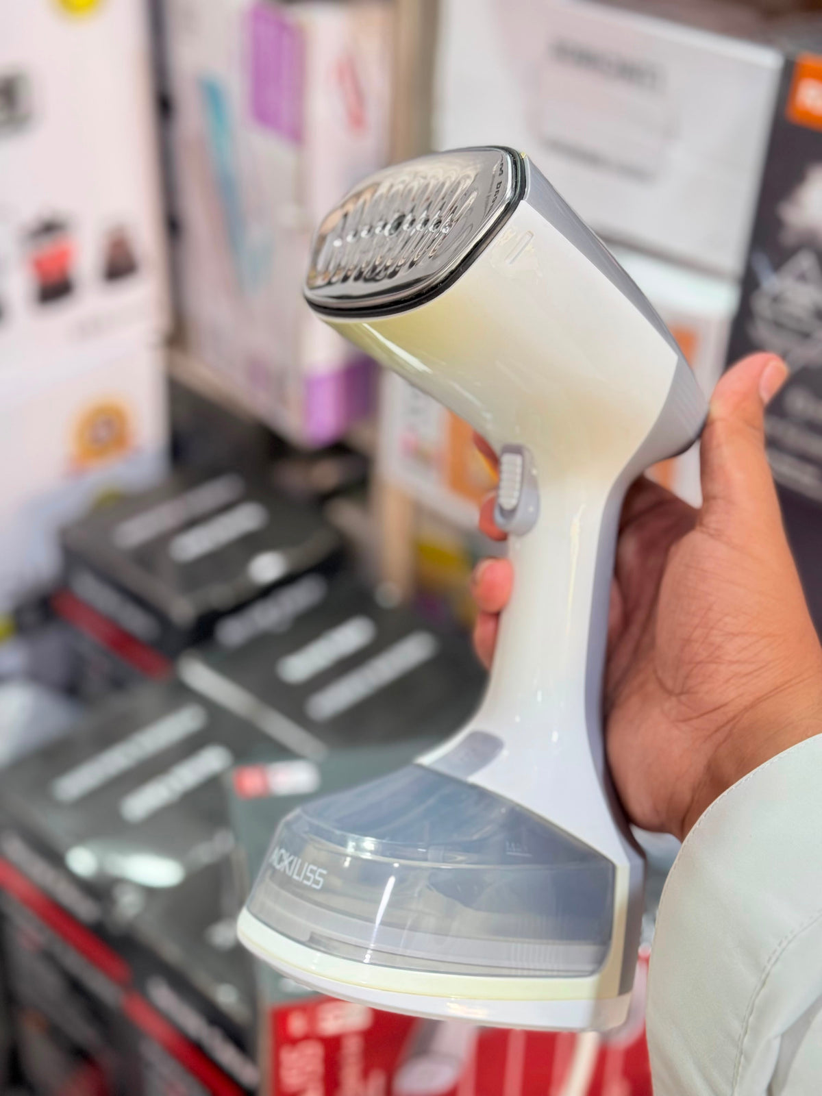 Ackiliss 1500W Handheld Garment Steamer (Continuous Steam)